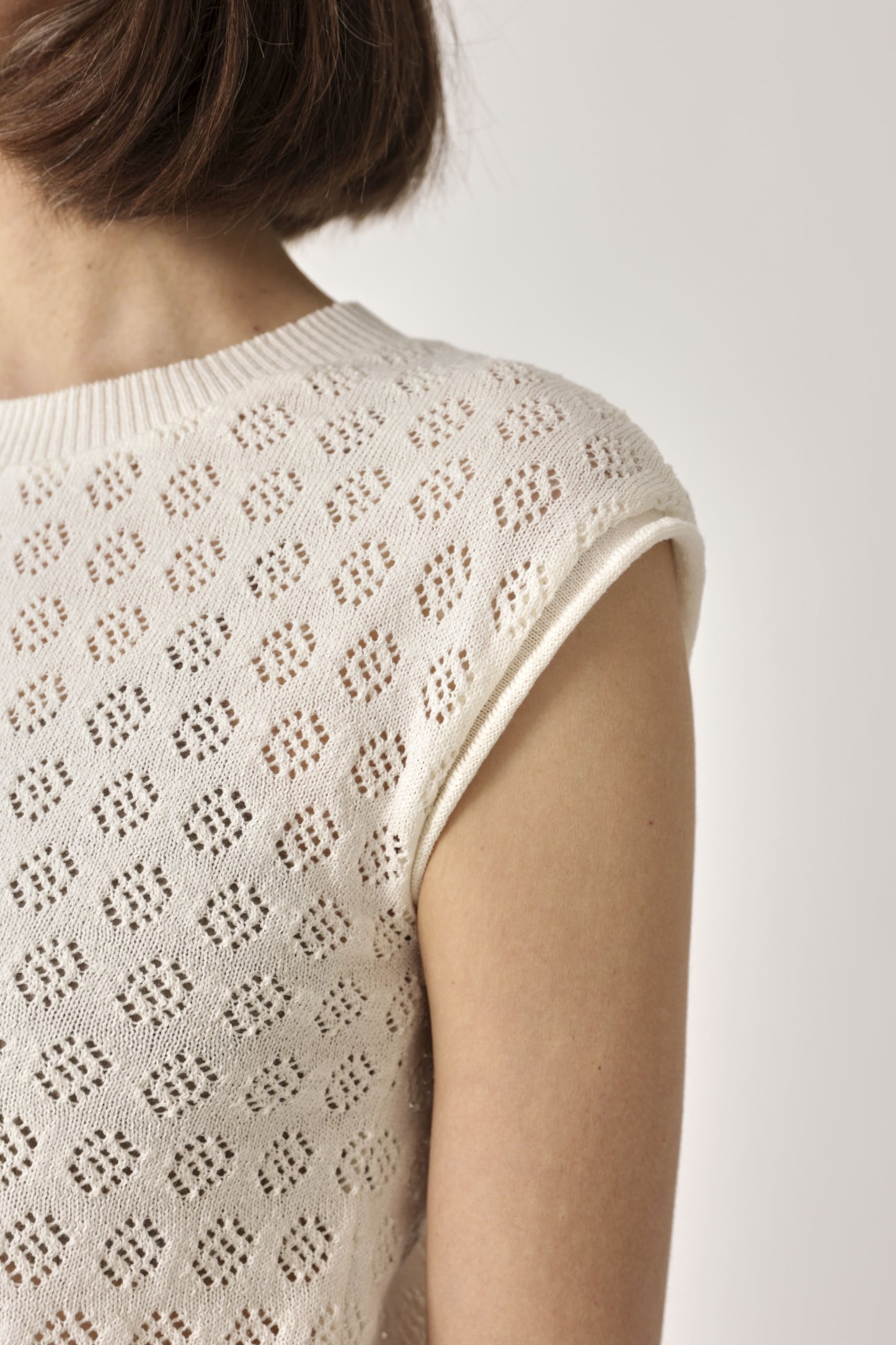 Brusa calada en blanc cru