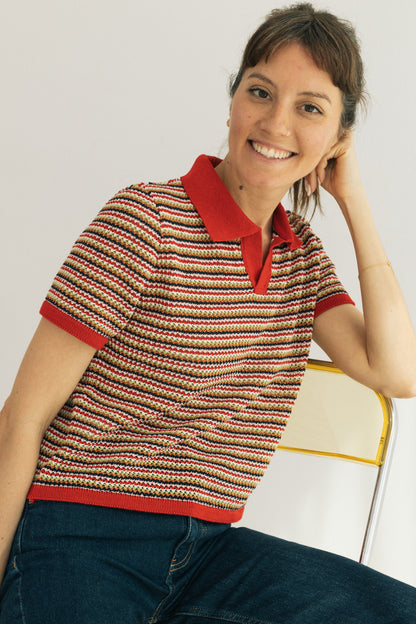 Polo vermell de ratlles